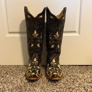Women's Black and Cream Western Boots